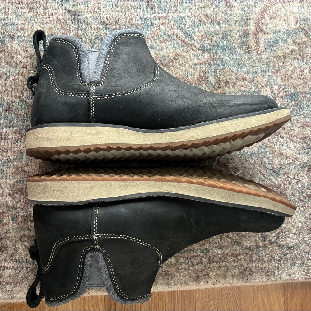 LL Bean Women's Stonington Chelsea Boots, Suede - Picture 6 of 9